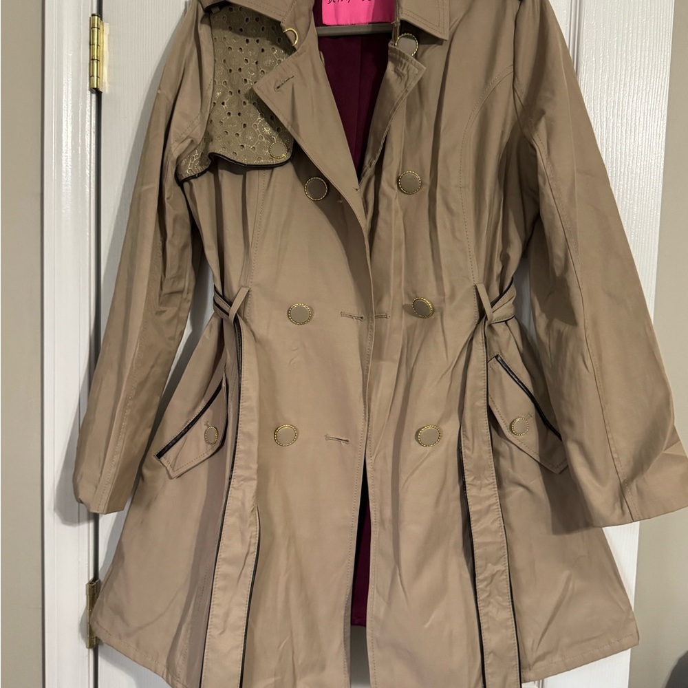Betsey Johnson Beige Double-Breasted Trench Coat